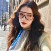 Fashionable half-frame one-piece pilot sunglasses, cycling windproof and eye-protecting glasses, trendy and individualistic street style sunglasses Application Scenario